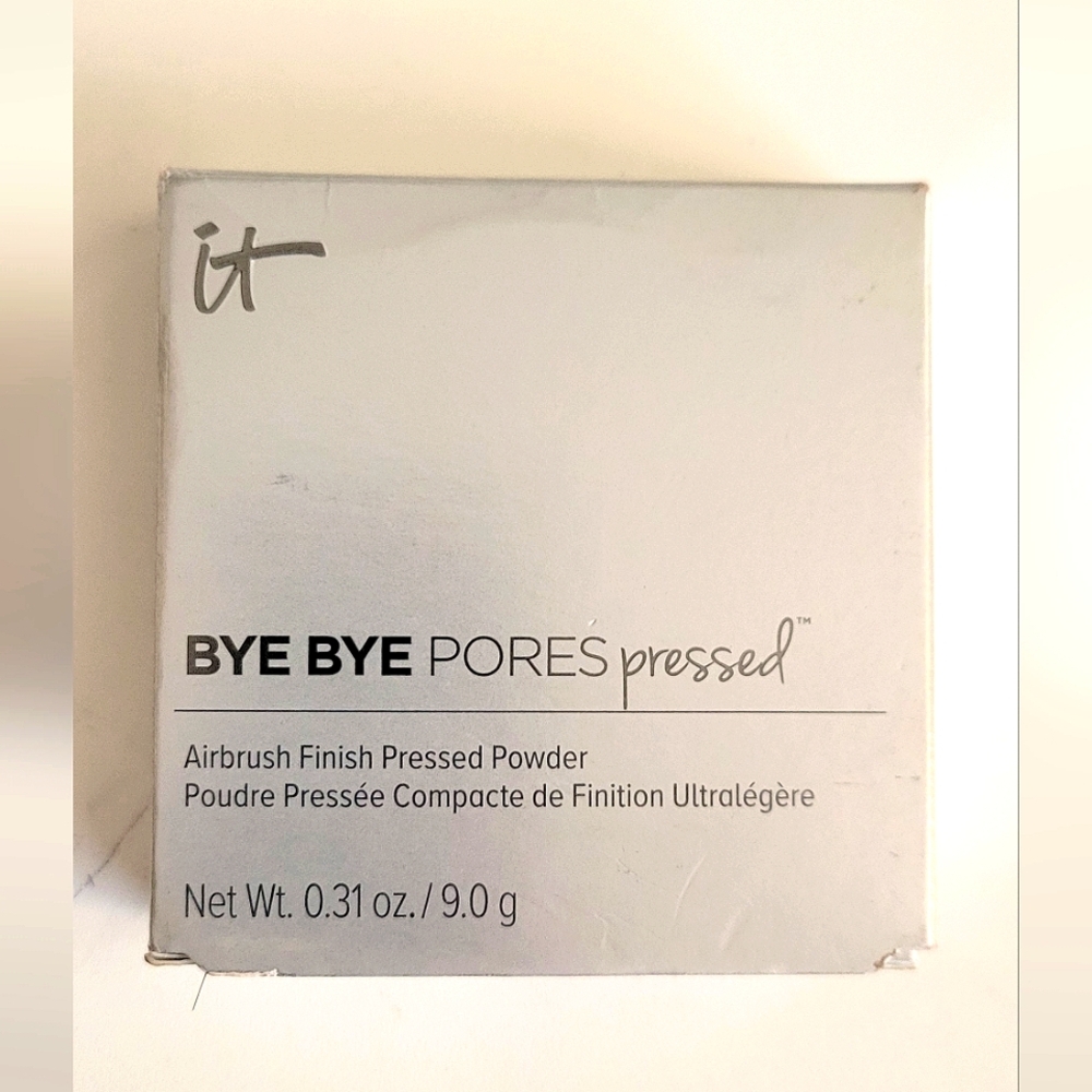 NEW It Cosmetics Bye Bye Pores Press Powder, Translucent